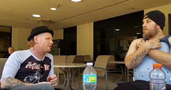 ВИДЕО: Вокалист SLIPKNOT навестил парализованного фаната