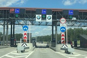 Проезд на BMW по Новой Ленинградке сделали бесплатным