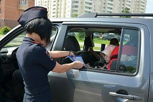 ГИБДД Зеленограда напоминает о важности детских автокресел