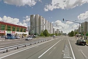 На улице Логвиненко автомобиль сбил мужчину
