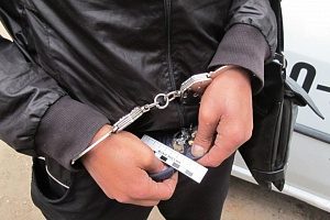 В 20 микрорайоне задержан наркодиллер с героином