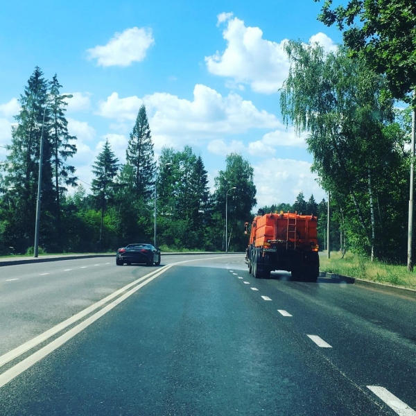 Король дороги на суперкаре