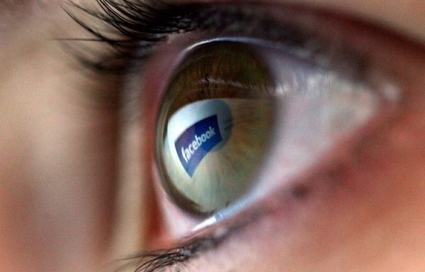 Facebook запустила в США приложение для заказа еды в ресторанах