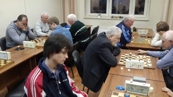 7 октября состоялись финальные окружные соревнования по шашкам