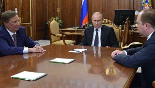 Ъ: Песков может стать помощником президента