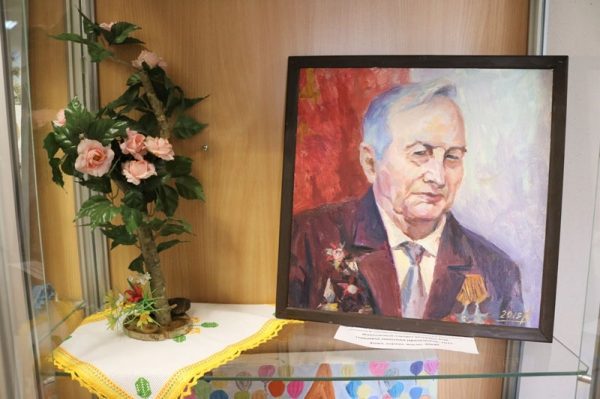   В Крюково презентовали выставку творческих работ жителей, посвященных 75-летию Битвы за Москву