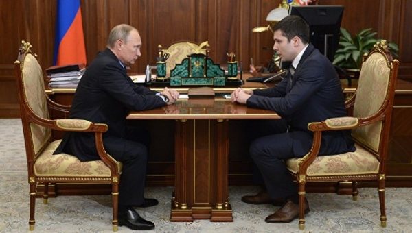 Путин подписал указ об отставке главы <span id=