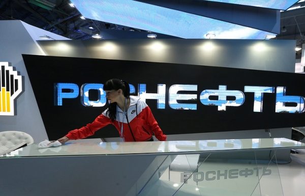 Распродажа "Роснефти": государство может потерять контроль над компанией
