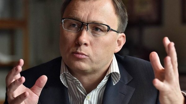 Роман Троценко не приземлился в Пулково