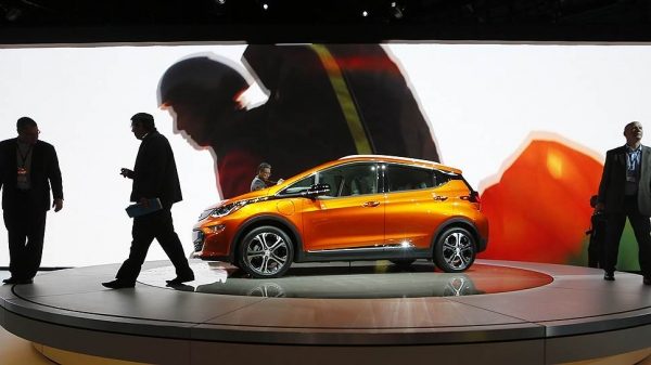 Chevrolet бросает вызов Tesla