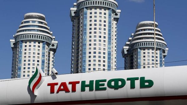 "Татнефть" не смогла победить "Приват"