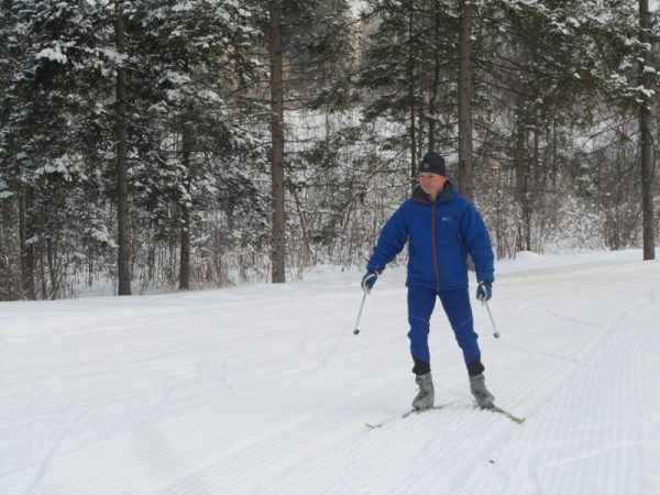 Первую московскую лыжероллерную трассу в Крюковском лесопарке открыли лыжным забегом 