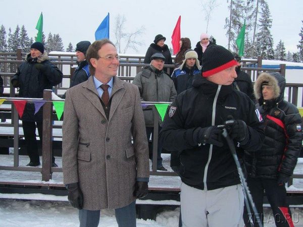 pervuyu-moskovskuyu-ly-zherollernuyu-trassu-v-kryukovskom-lesoparke-otkry-li-ly-zhny-m-zabegom