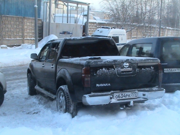 Взрывотехники обследовали якобы заминированный автомобиль