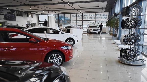 У авторынка падают продавцы