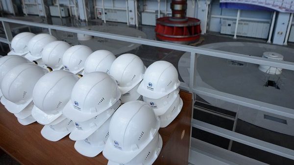 «РусГидро» обещает большие выплаты