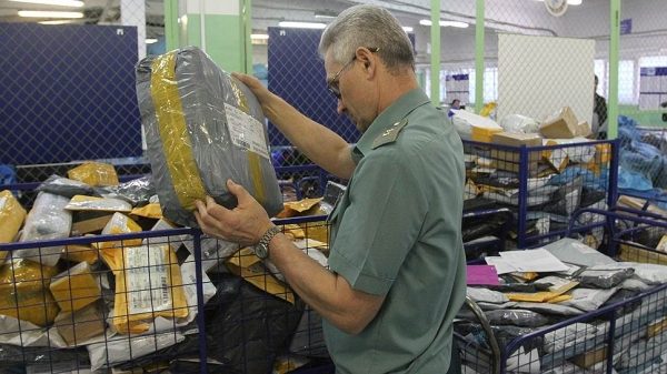 AliExpress и Asos восстановили экспресс-доставку покупок в Россию