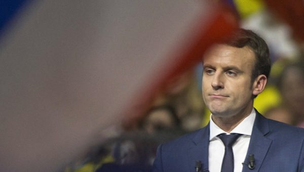 Кандидат в президенты Франции Макрон встретится с Меркель 16 марта