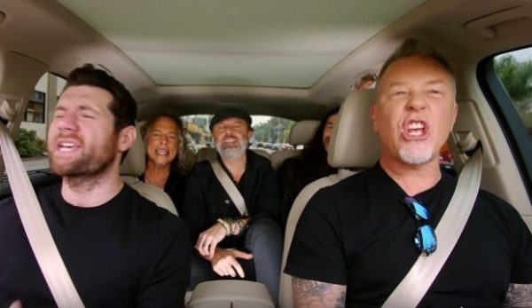 ВИДЕО: METALLICA поет Рианну
