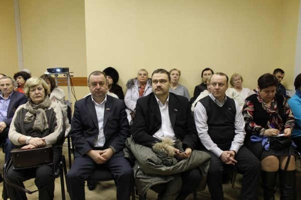 В управе района Матушкино обсудили планы реконструкции Площади Юности