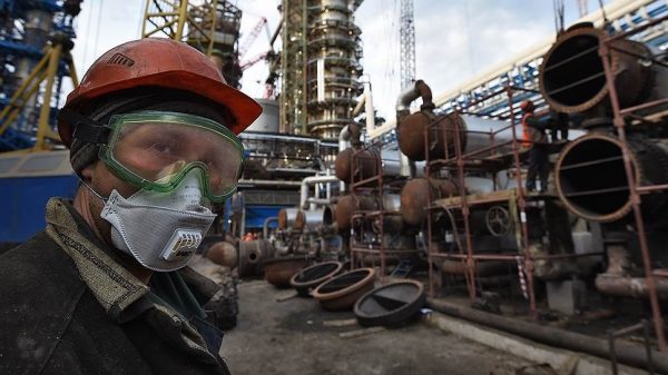 Нефтяники прикрутили вентиль