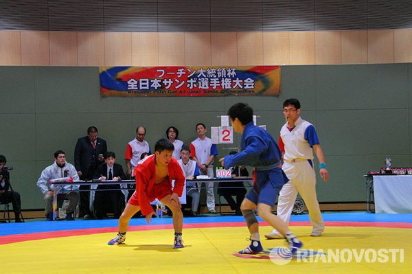 v-tokio-prohodit-chempionat-yaponii-po-sambo-na-kubok-putina
