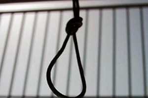 Подозреваемый в убийстве 3 человек умер в городском СИЗО