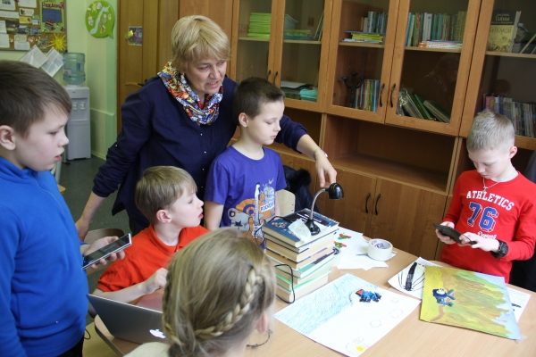 Маленькие ученые в школе