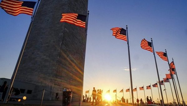 В США назвали "охотой на ведьм" призывы расследовать "связи с Россией"