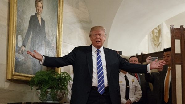 Белый дом: Трампа преследует "глубинное государство" нелояльных чиновников