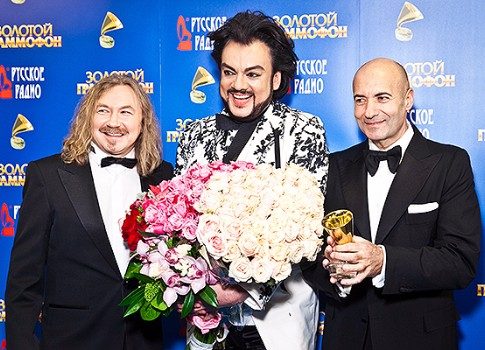 Раздача граммофонов
