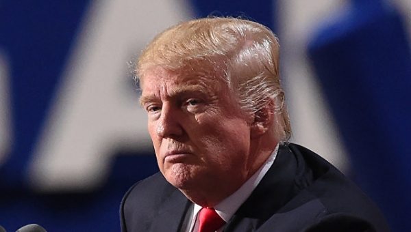 Трамп осудил теракты в коптских церквях в Египте