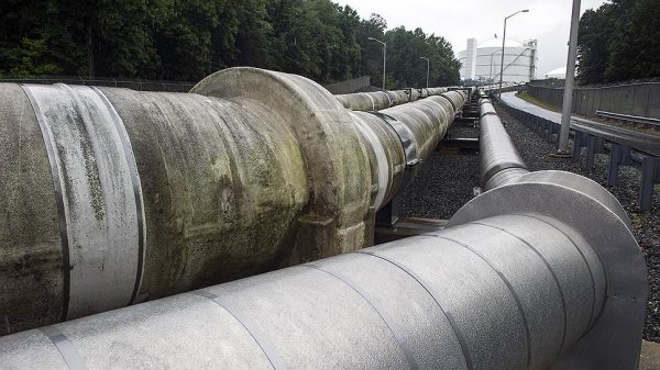 Газ рассеивается над Атлантикой