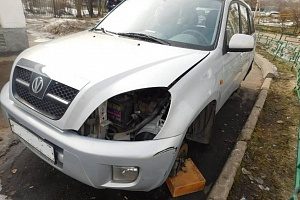 Полицейские задержали «разувшего» автомобиль вора