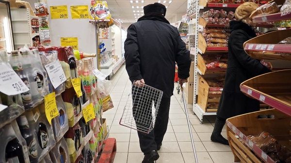 Потребителям не довезли еды