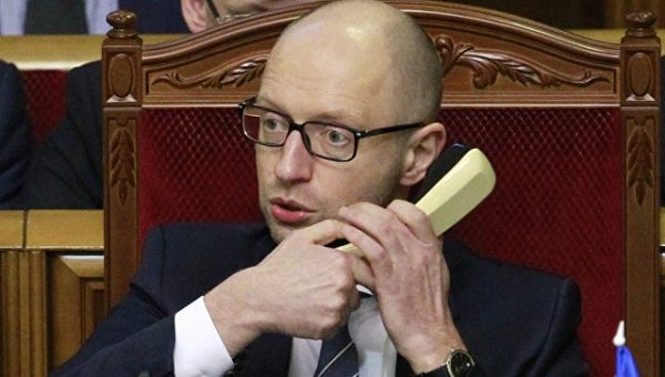 Яценюк призвал создать новый формат сотрудничества в рамках НАТО