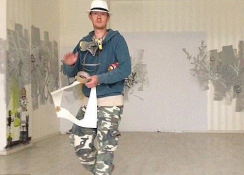 Секрет раскрыт: израильтянка сняла на видео художника-анонима Бэнкси