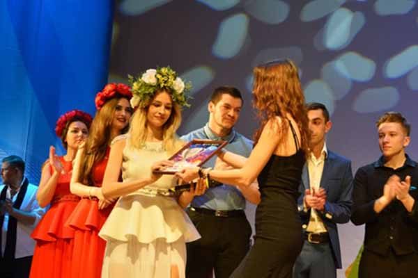 v-zelenograde-sostoyalsya-final-ligi-kvn-mie-t