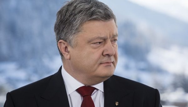 Порошенко намерен конфисковать уголь из ДНР и ЛНР