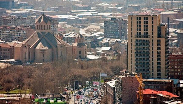 В Армении наступил "день тишины" перед парламентскими выборами