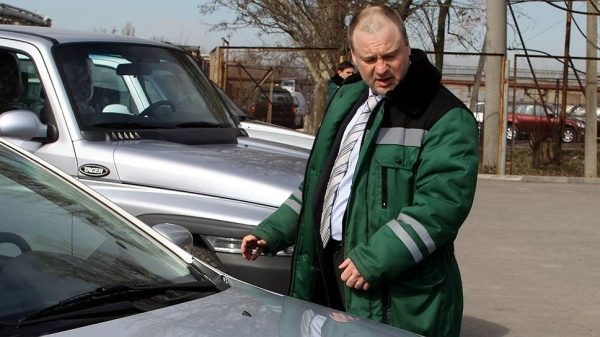 Экс-владельца ТагАЗа заморозили на Кипре
