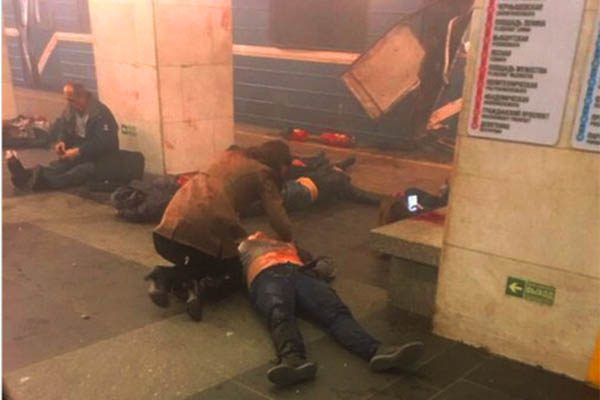 vzry-v-v-metro-sankt-peterburga-skorbyashhie