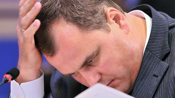 В казначействе попались родственники