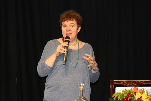 
                    «Пикник», Юрий Куклачев, «Фламенко без границ», Даниил Спиваковский, «Кирпичи», Кравц, «Любэ», Ирина Круг, Борис Клюев, Децл          