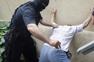 В Зеленограде задержали троих мужчин с наркотиками