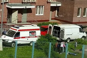 Упавший шкаф насмерть придавил ребенка