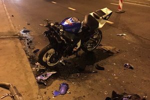 Около «Дома быта» мотоцикл врезался во встречный автомобиль