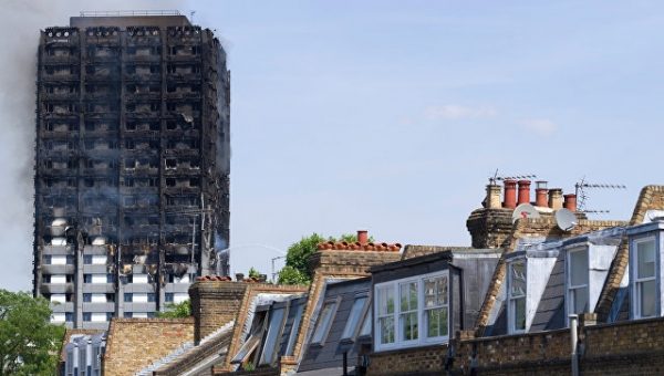 Франция предложила Британии помощь в расследовании причин пожара в Лондоне