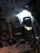
                    В 11-м микрорайоне сгорели три автомобиля          