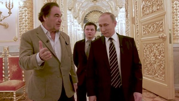 В США выпустили интервью Путина Стоуну в формате аудиокниги